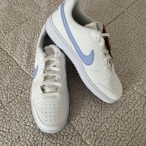 NIB NIKE Court Borough Low Recraft Sneakers Athletic Shoes White Blue 7Y